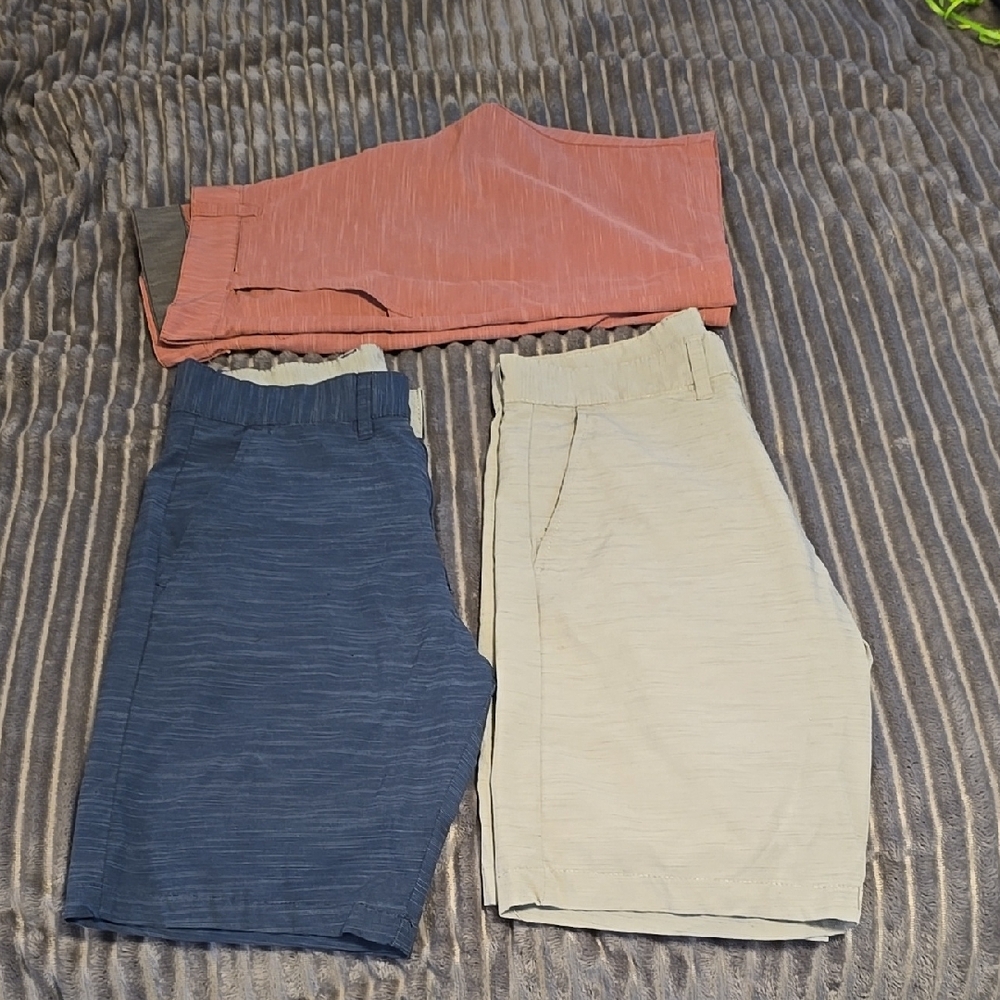 Set of Three Casual Shorts - Blue, Beige, Coral